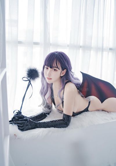 操美女老B_1080免费观看韩国