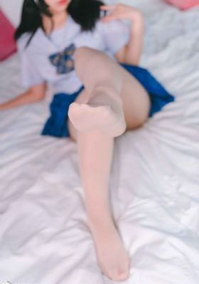 日韩红桃视频_720免费播放