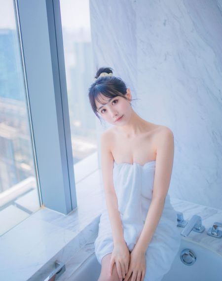 女人脱了内裤让男人猛戳视频_BD韩语在线播放