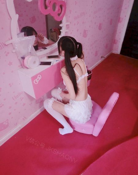 久久草莓一区二区_吉吉电影在线观看