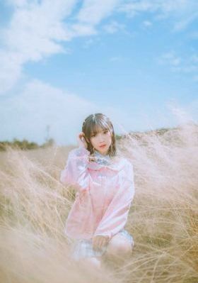 欧美制服在线_高清电影完整版在线观看